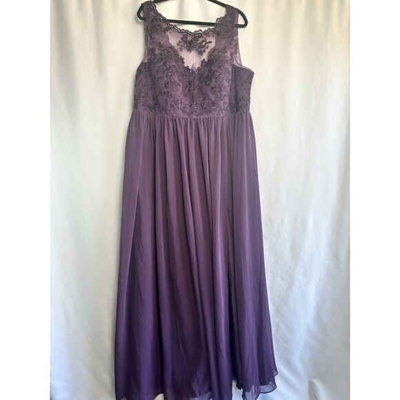 NWT Azazie Woman’s Plus Size A24 Mother of the Bride/Groom 24W - Picture 3 of 16